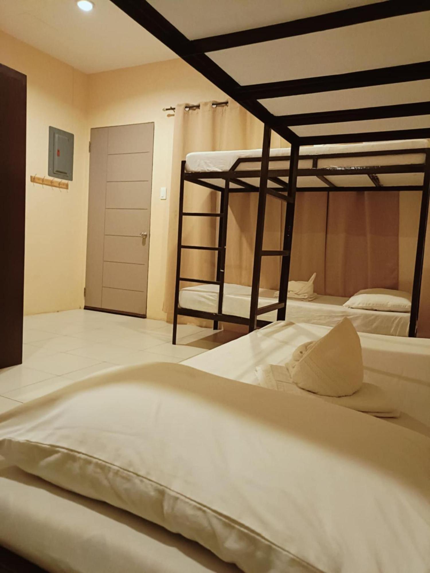 Claytown Pension House Dumaguete City Exterior foto